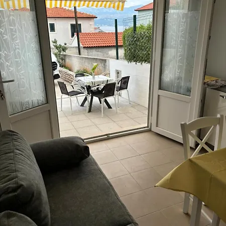 Lukic 1 Apartmán